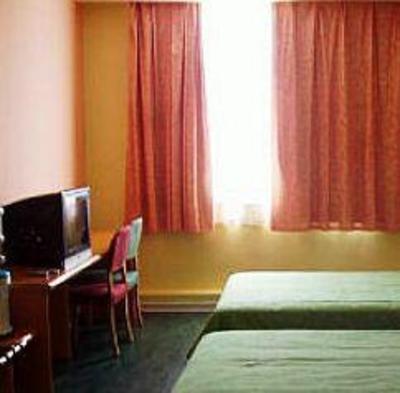 фото отеля Home Inn West Railway Station Tianjin