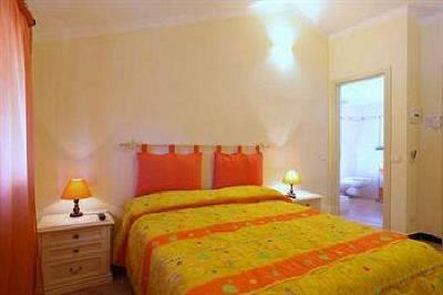 фото отеля Hotel Vignola Levanto
