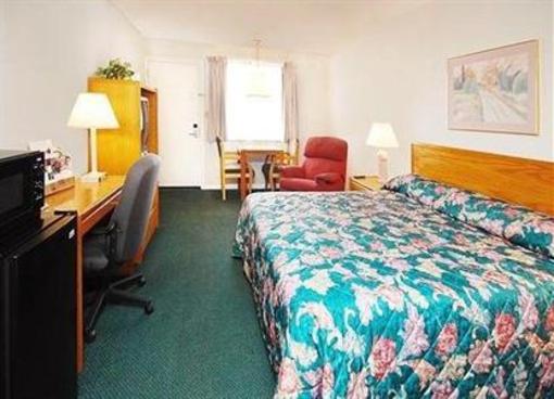 фото отеля Econo Lodge Brush