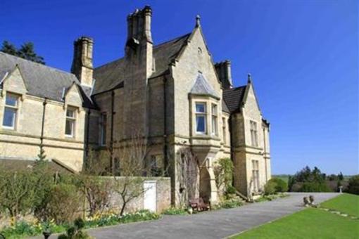 фото отеля Dryderdale Hall