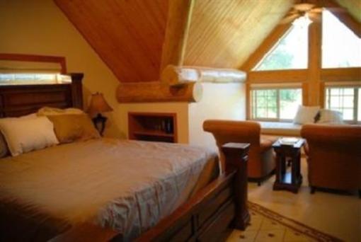 фото отеля Glacier Mountain Lodge Columbia Falls