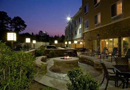 фото отеля Fairfield Inn & Suites Montgomery EastChase