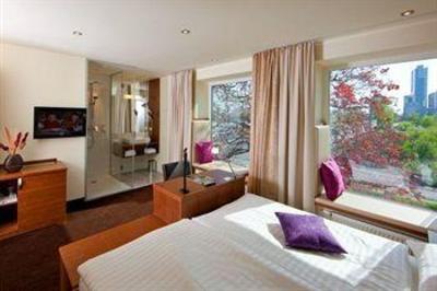 фото отеля Strandhotel Alte Donau