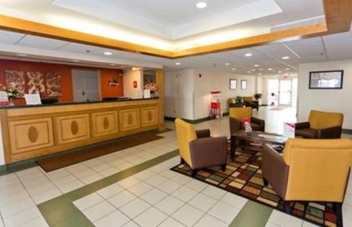 фото отеля Red Roof Inn Clyde