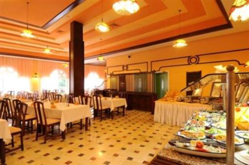 фото отеля Nour El Ain Hotel Ain Draham
