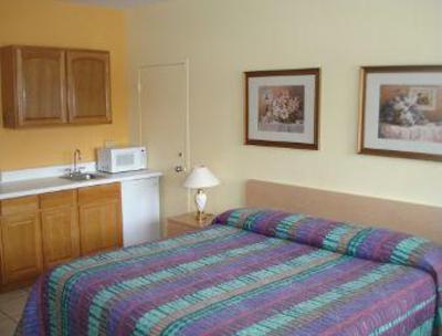 фото отеля Knights Inn Hallandale