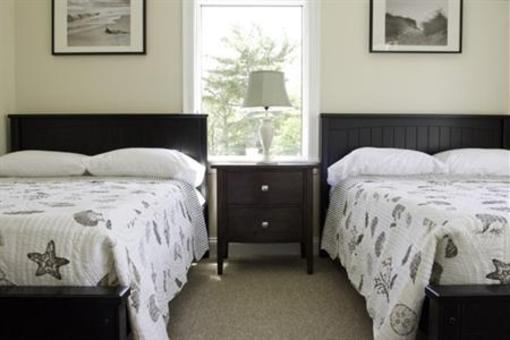 фото отеля Santuit Inn Mashpee