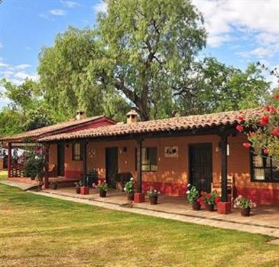 фото отеля Hotel / RV Park Villa Patzcuaro