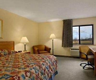 фото отеля Baymont Inn & Suites Davenport (Iowa)