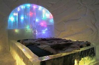 фото отеля Snow Village Canada