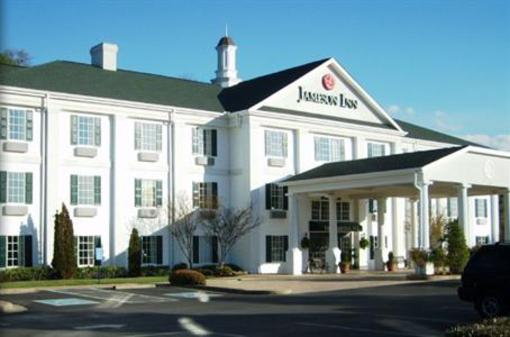 фото отеля Baymont Inn and Suites Roanoke Rapids