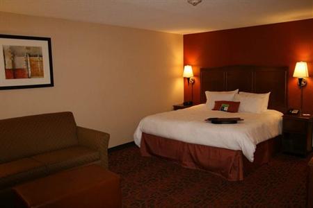 фото отеля Hampton Inn & Suites New Castle