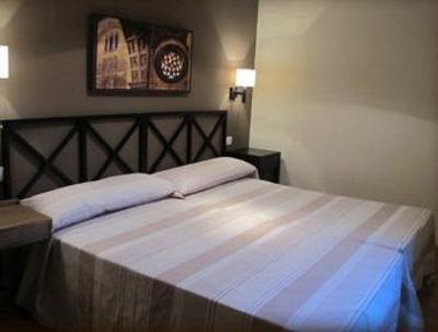 фото отеля Apartamentos Alcazar de Baeza
