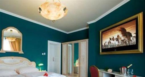 фото отеля Hotel Bow Garden Komarno
