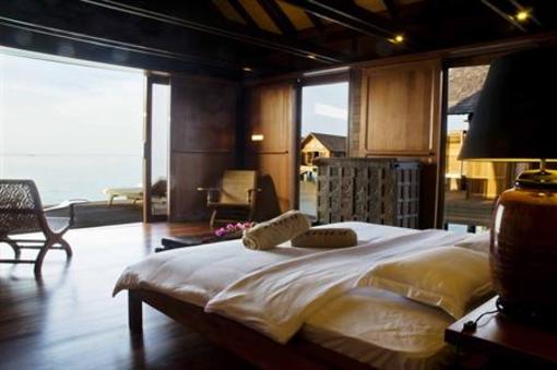 фото отеля Gangehi Island Resort