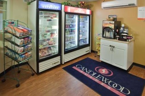 фото отеля Candlewood Suites Raleigh - Crabtree