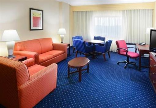 фото отеля Courtyard by Marriott Dallas Addison/Quorum Drive
