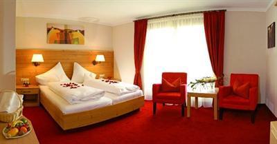 фото отеля Wellnesshotel Stubaier Hof