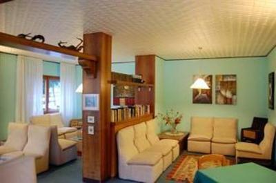 фото отеля Hotel Rezia Chiesa in Valmalenco