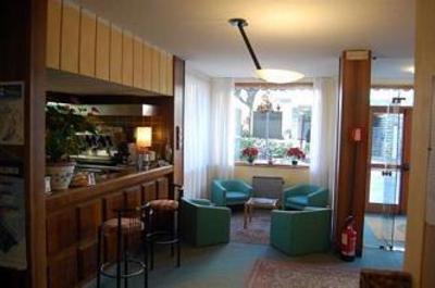 фото отеля Hotel Rezia Chiesa in Valmalenco