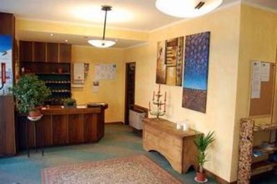 фото отеля Hotel Rezia Chiesa in Valmalenco