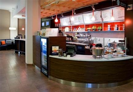 фото отеля Courtyard by Marriott Omaha Downtown