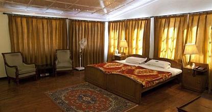 фото отеля Springfields Hotel Shimla