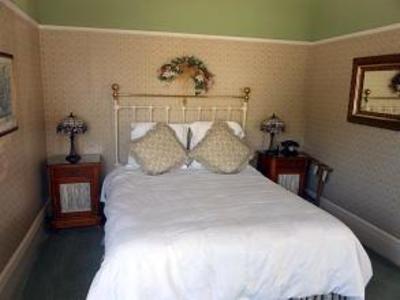 фото отеля Centrella Inn