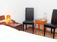 Tom's Hotel