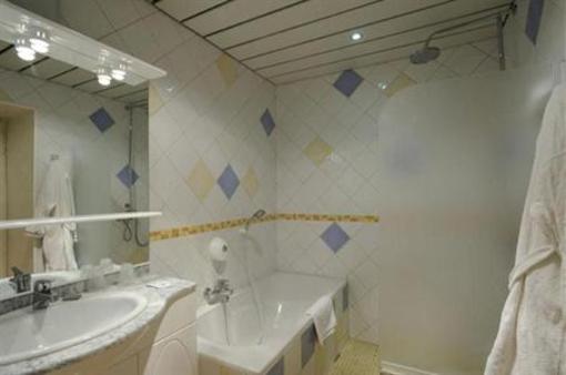 фото отеля Hôtel Montmirail Gigondas