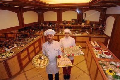 фото отеля Zentral Aktiv & Wellnesshotel Prato Allo Stelvio