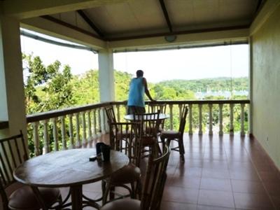 фото отеля Harbour View House Puerto Galera