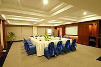 фото отеля Manado Quality Hotel