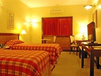 Plaza Shopping Hotel