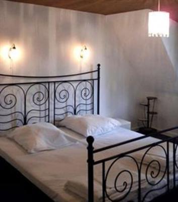 фото отеля Weltempfanger Backpacker Hostel & Cafe