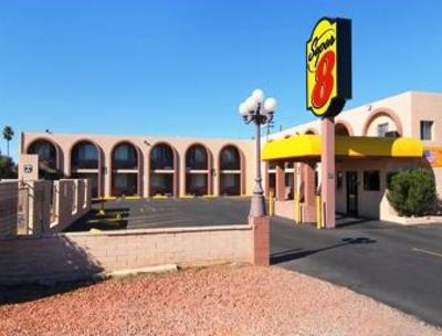 фото отеля Super 8 Motel Tucson East / DMAF Area