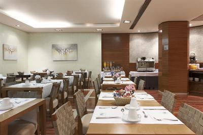 фото отеля Hotel Eurostars Mitre