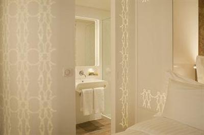 фото отеля Hotel Gabriel Paris Marais