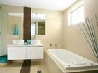 фото отеля Redvue Luxury Apartments