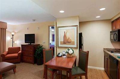 фото отеля Homewood Suites by Hilton Denton
