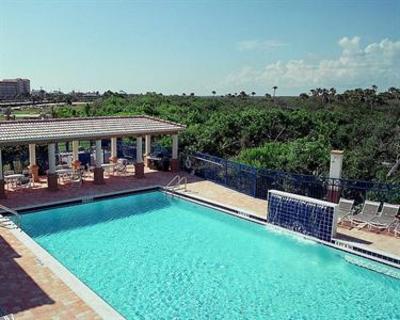 фото отеля Ocean Walk Condominiums