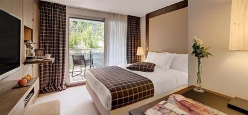 фото отеля Crans Ambassador Hotel