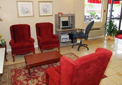 фото отеля Econo Lodge Renton