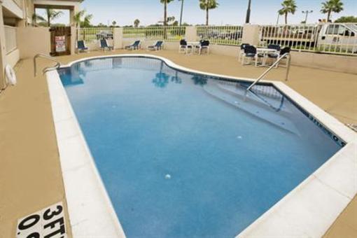 фото отеля Americas Best Value Inn & Suites Raymondville