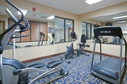 фото отеля Holiday Inn Express Richmond Airport