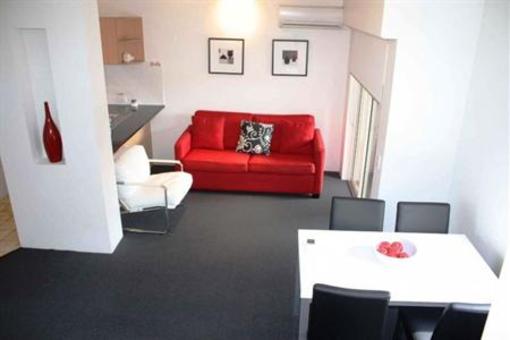 фото отеля Montego Sands Holiday Apartments Gold Coast