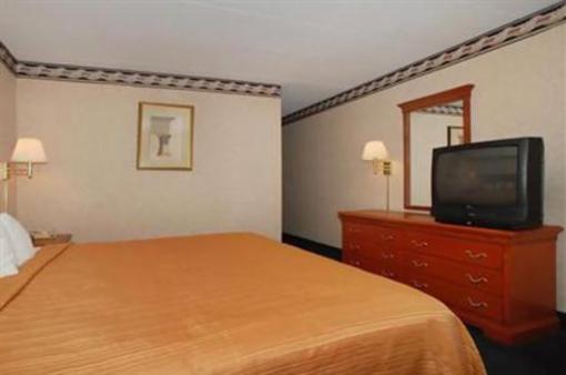 фото отеля Holiday Inn Express Hotel & Suites Harrison (Ohio)