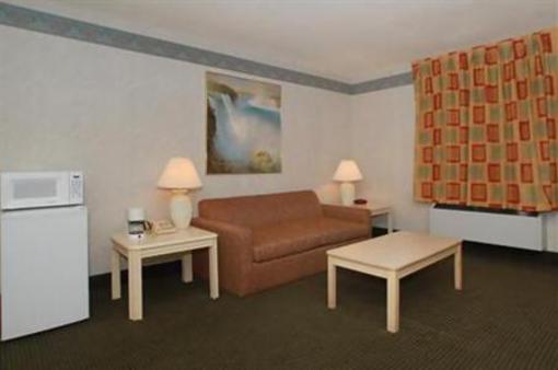 фото отеля Holiday Inn Express Hotel & Suites Harrison (Ohio)