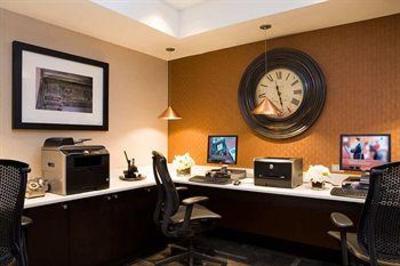 фото отеля Embassy Suites Hotel Portland