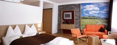 фото отеля Wander - & Langlaufhotel Almfrieden